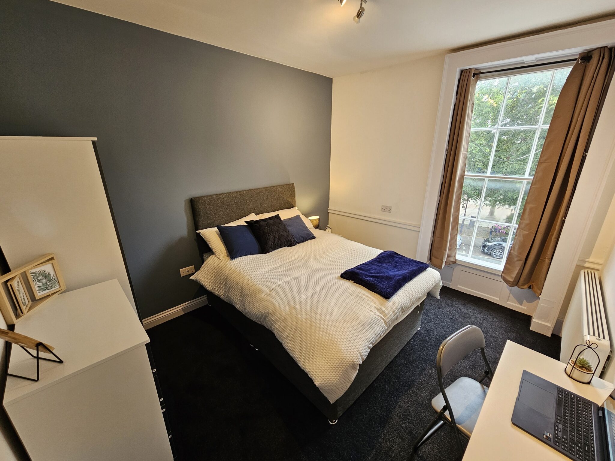 22 Wide Bargate, Boston,